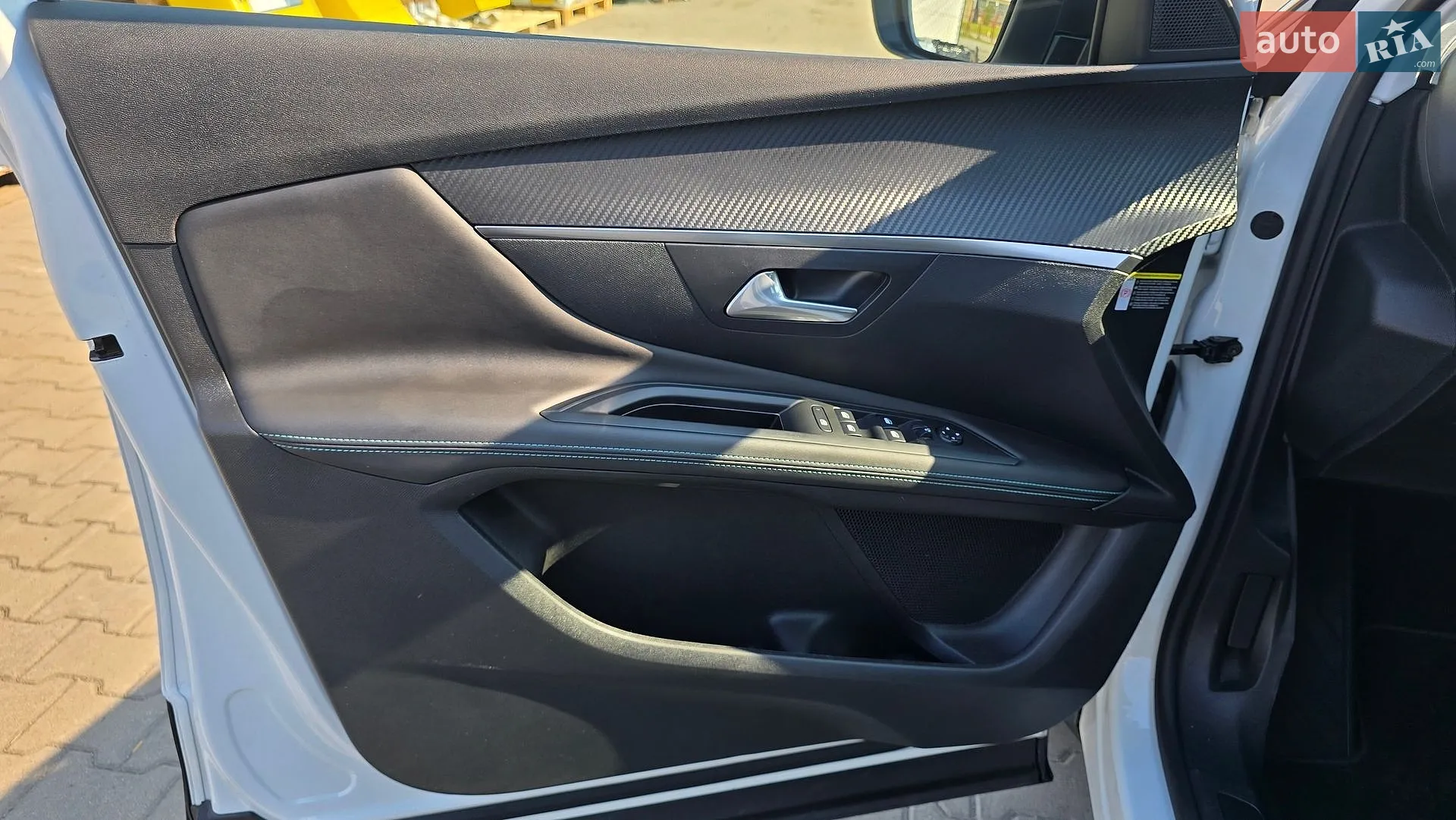 2021 Peugeot 3008 - мініатюра 10