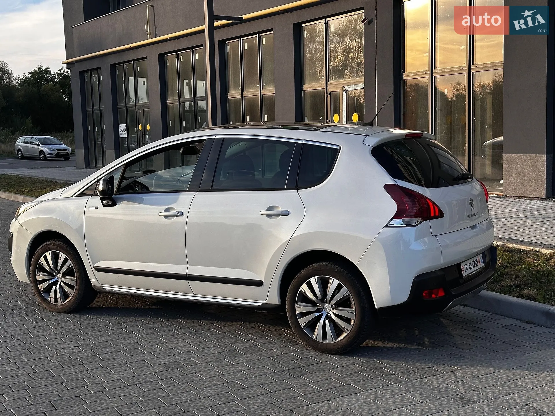 2015 Peugeot 3008 - мініатюра 16