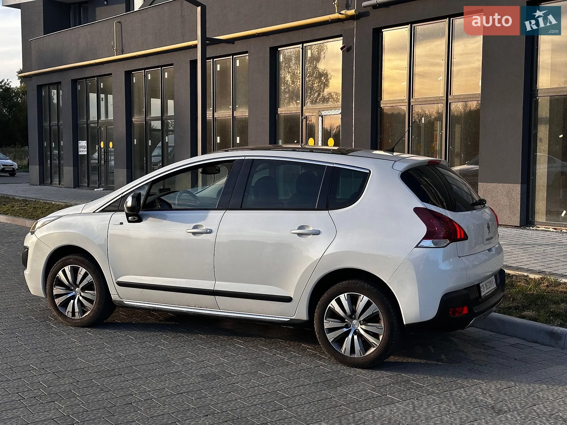 2015 Peugeot 3008 - мініатюра 15
