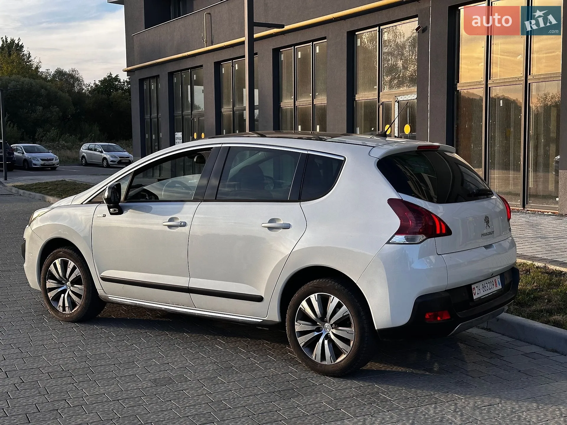 2015 Peugeot 3008 - мініатюра 17