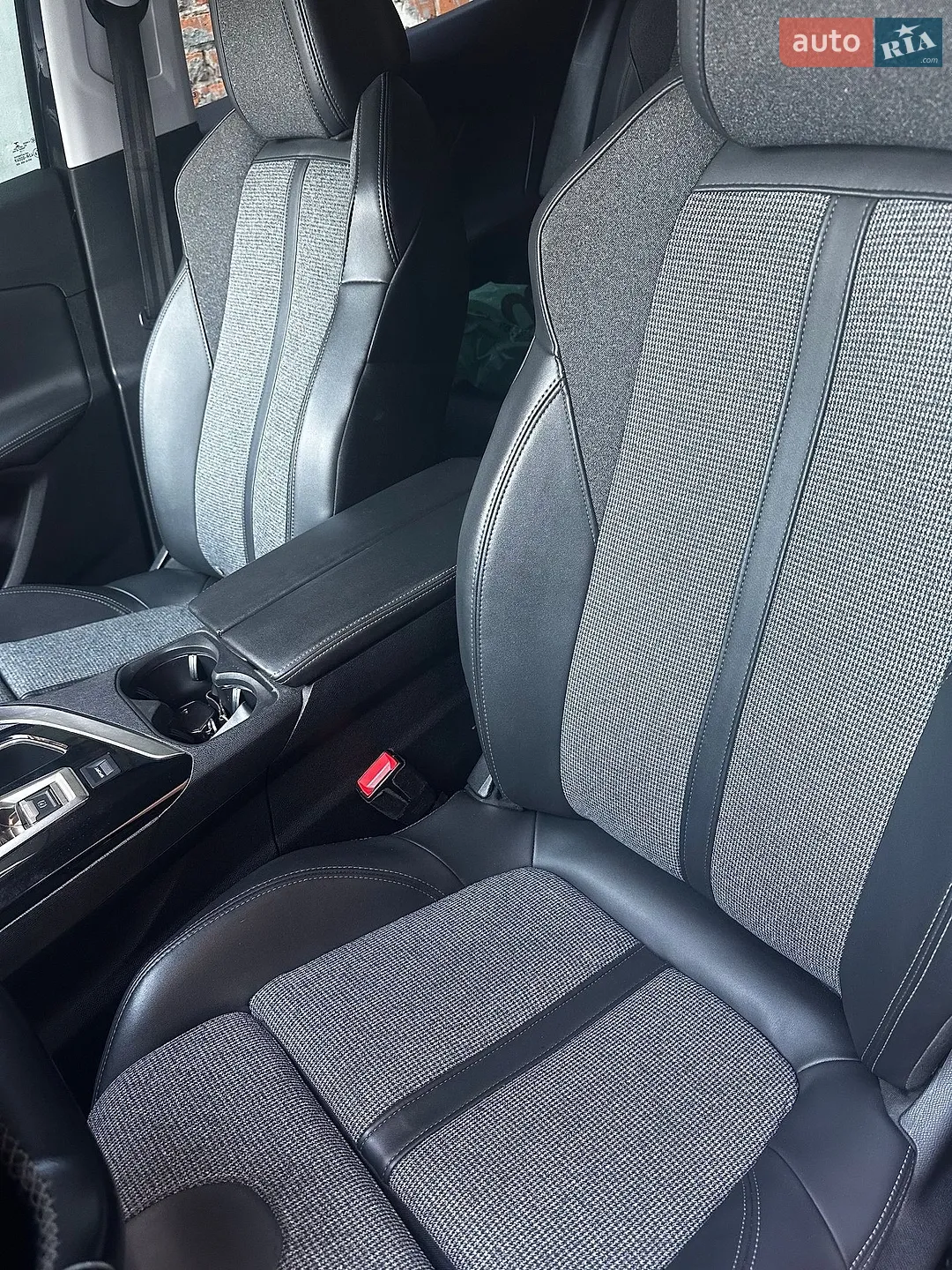 2019 Peugeot 3008 - мініатюра 11