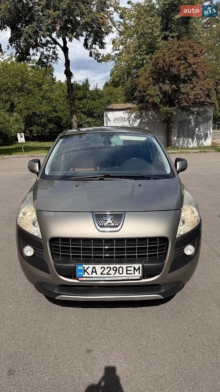 2012 Peugeot 3008 - фото 1
