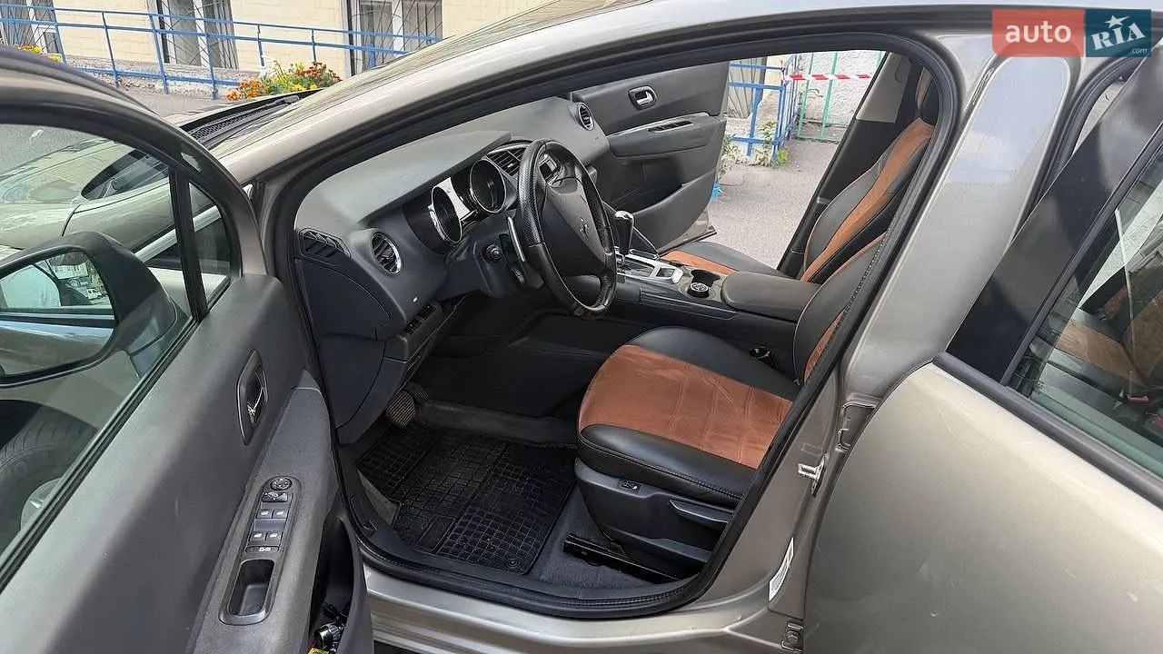 2012 Peugeot 3008 - мініатюра 12