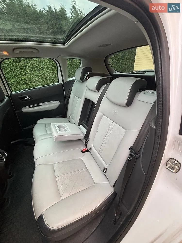 2012 Peugeot 3008 - мініатюра 35