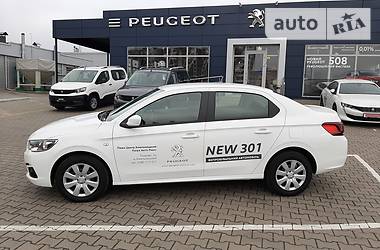 Седан Peugeot 301 2019 в Хмельницком