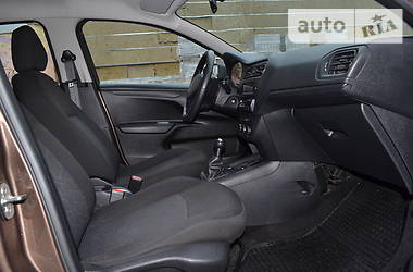 Седан Peugeot 301 2013 в 