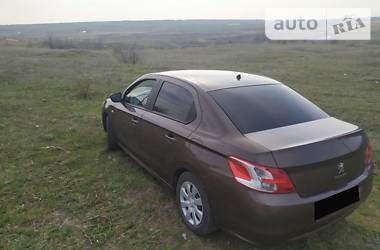 Седан Peugeot 301 2013 в Энергодаре