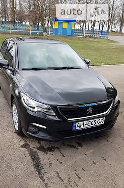 Седан Peugeot 301 2019 в Козельщине