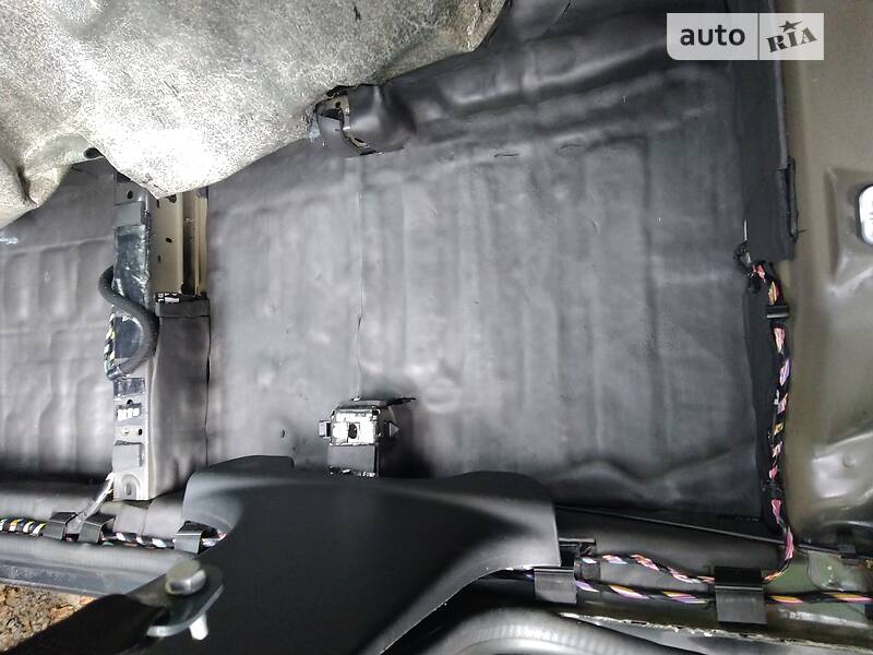 Седан Peugeot 301 2013 в Львові