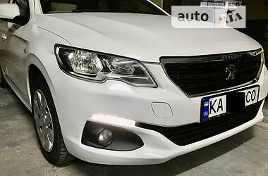 Седан Peugeot 301 2017 в Киеве