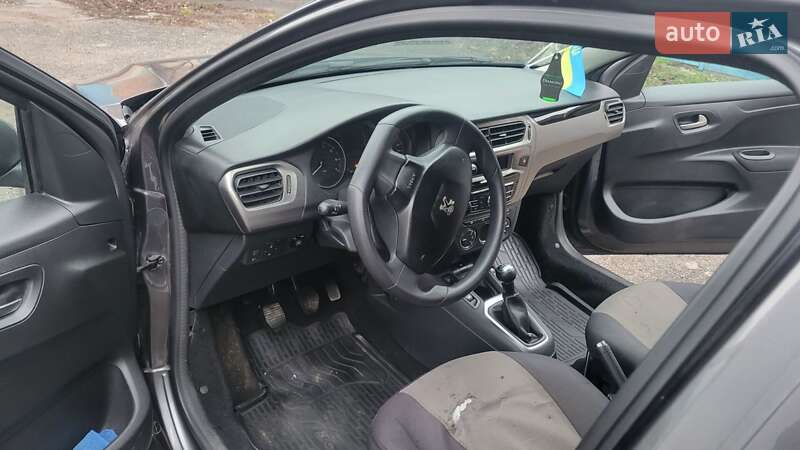 Седан Peugeot 301 2018 в Вінниці