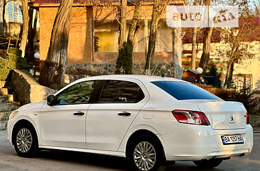 Седан Peugeot 301 2013 в 