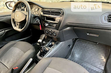 Седан Peugeot 301 2013 в 