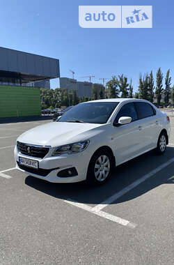 Седан Peugeot 301 2018 в Києві