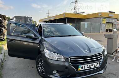 Седан Peugeot 301 2013 в Вышгороде