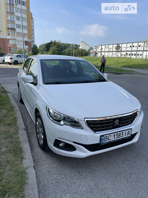 Седан Peugeot 301 2019 в Львове