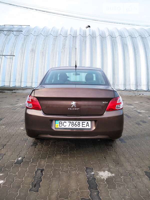 Седан Peugeot 301 2013 в Львові