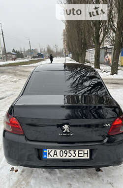 Седан Peugeot 301 2014 в Києві
