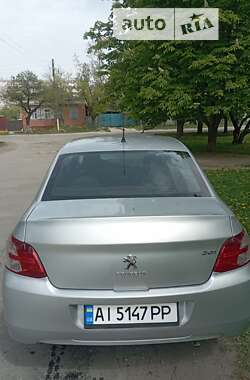 Седан Peugeot 301 2014 в Харькове