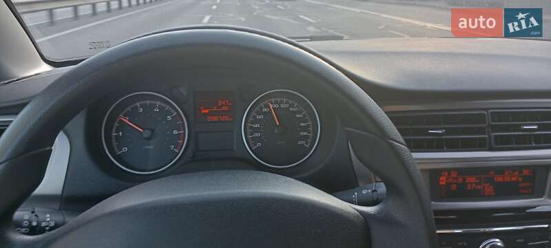 Седан Peugeot 301 2020 в Києві