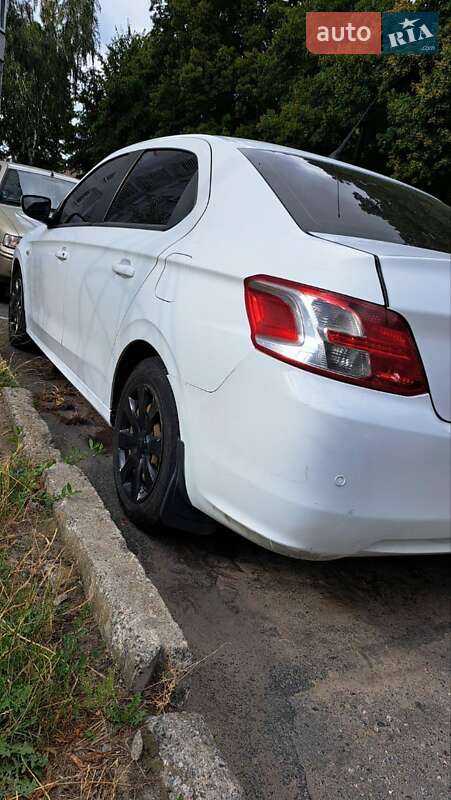 Седан Peugeot 301 2013 в Вінниці