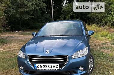 Седан Peugeot 301 2015 в Києві