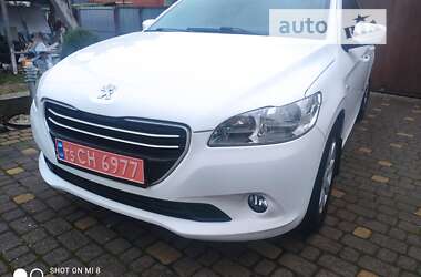 Седан Peugeot 301 2013 в Львові