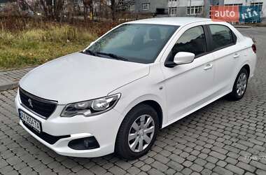 Седан Peugeot 301 2017 в Львове