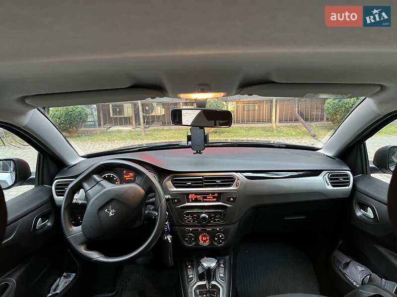 Седан Peugeot 301 2020 в Ирпене