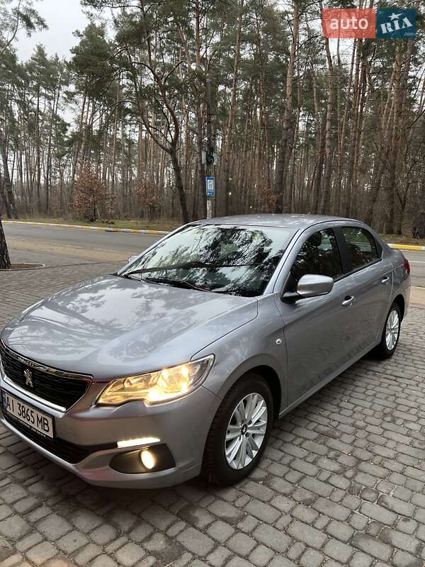 Седан Peugeot 301 2020 в Ирпене