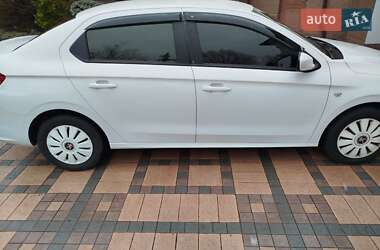 Седан Peugeot 301 2018 в 