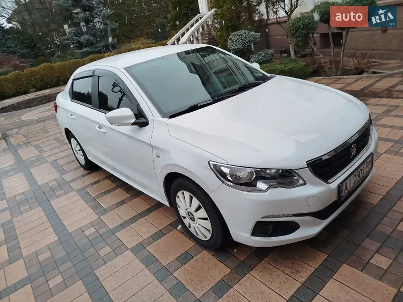 Peugeot 301