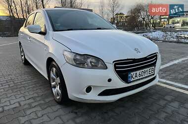 Седан Peugeot 301 2016 в Киеве