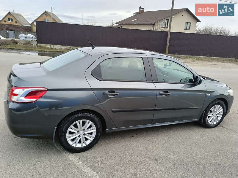 Седан Peugeot 301 2013 в Києві