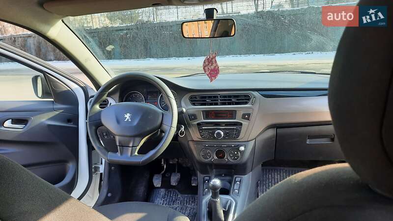Седан Peugeot 301 2017 в 