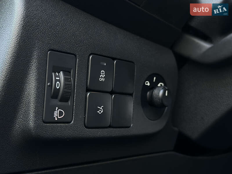 Седан Peugeot 301 2019 в Луцьку