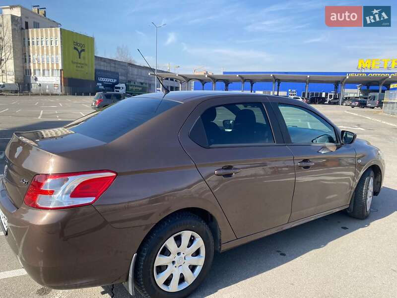 Седан Peugeot 301 2016 в Івано-Франківську