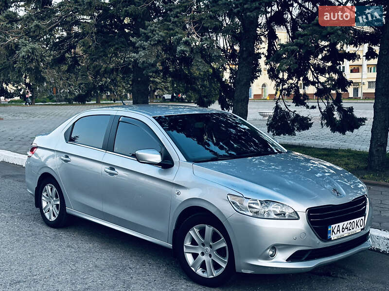Седан Peugeot 301 2016 в 