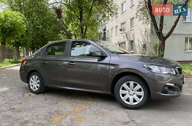 Седан Peugeot 301 2017 в 