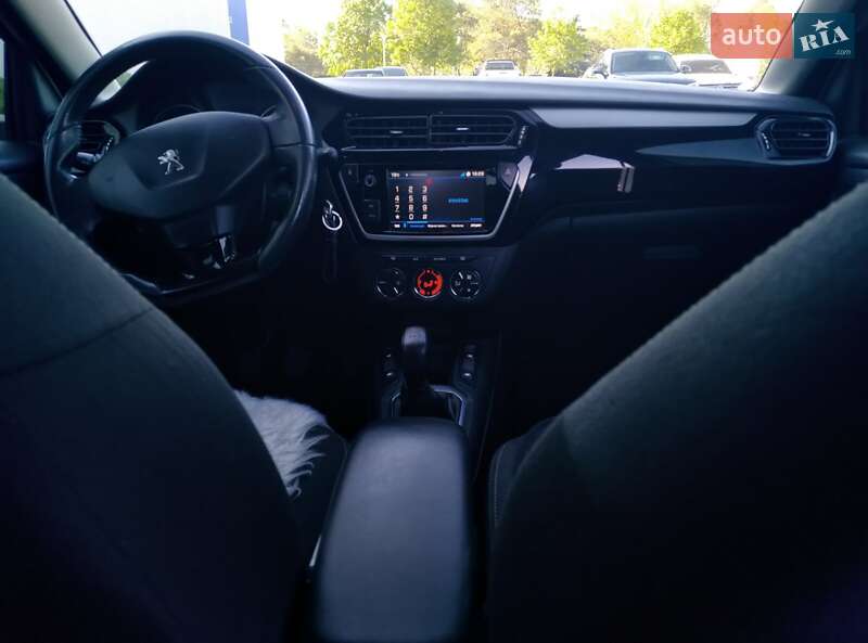 Седан Peugeot 301 2017 в Дніпрі