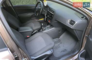 Седан Peugeot 301 2013 в 
