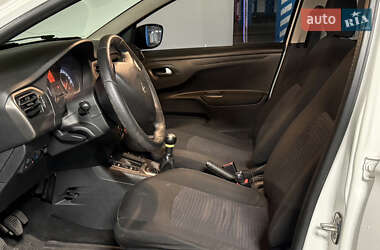 Седан Peugeot 301 2016 в 