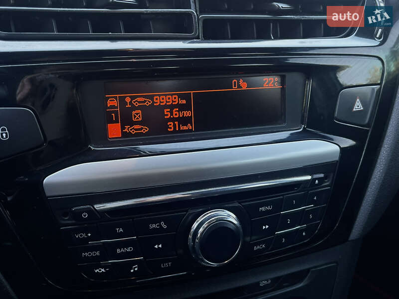 Седан Peugeot 301 2016 в Миколаєві