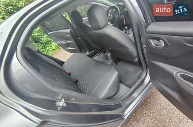 Седан Peugeot 301 2016 в 