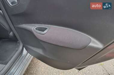Седан Peugeot 301 2016 в 