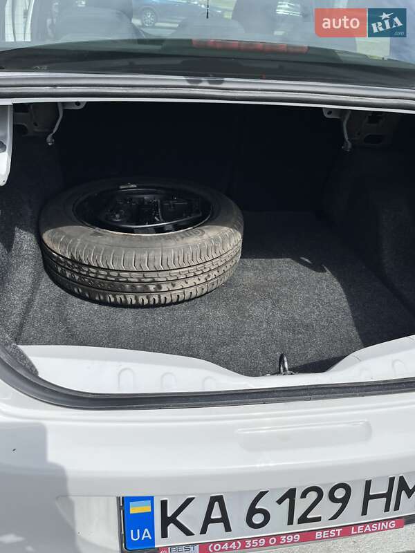 Седан Peugeot 301 2021 в Києві