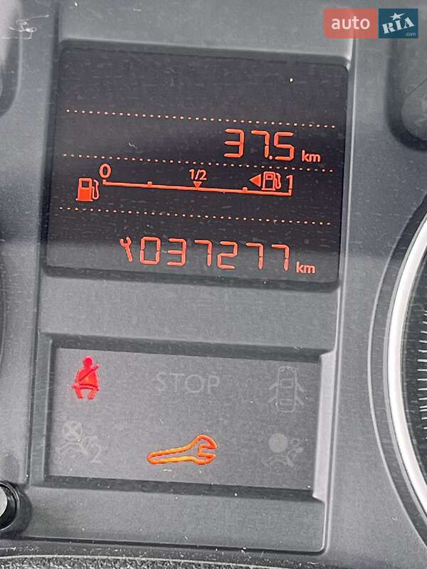 Седан Peugeot 301 2021 в Києві