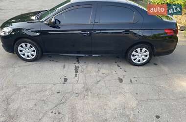 Седан Peugeot 301 2020 в 