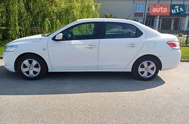 Седан Peugeot 301 2016 в Винниках