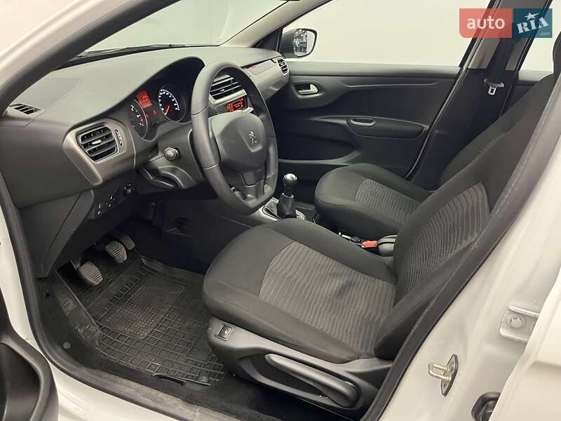 Седан Peugeot 301 2021 в Києві